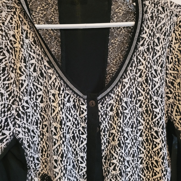 Dolcezza sheer cover up size L - Picture 3 of 12